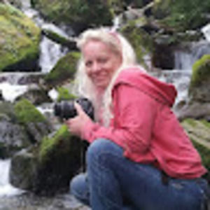 Meet your Posher, April